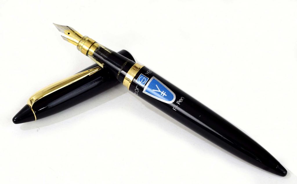 Buy vintage senator Yen german fountain pen with iridium point F online