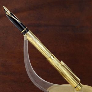 vintage-sheaffer-targa-1005-gold-plated-fountain-pen-14K-solid-gold-f-nib-Australia