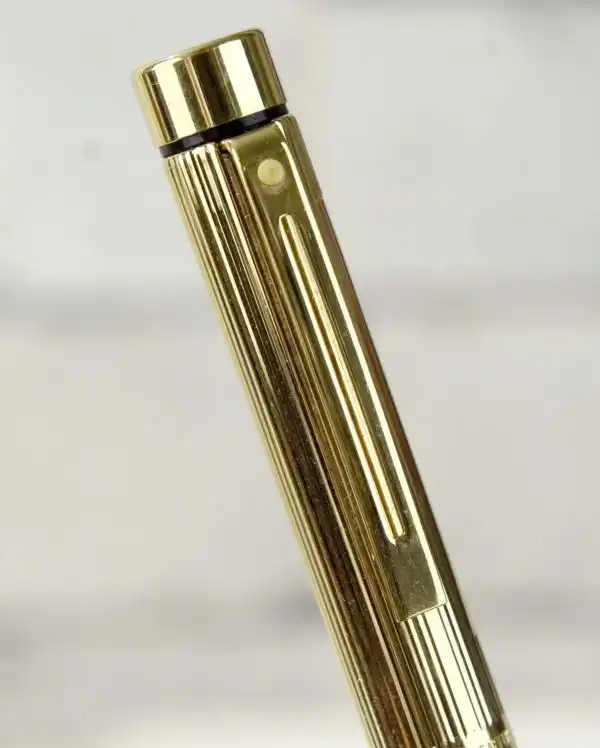 Vintage sheaffer targa 1005 fountain pen  with 14K solid gold Broad nib - Image 7