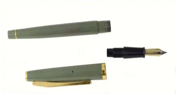 Pilot Vintage  Eyedropper type 2 fountain pen -  gold plated  F nib - Image 4