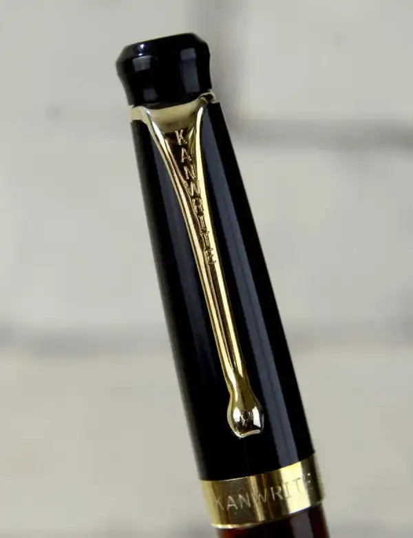 Kanwrite Heritage amber black piston filler fountain pen  - Full Flex Medium nib - Image 6