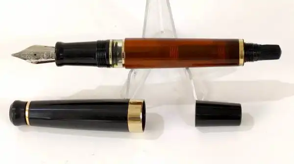 Kanwrite Heritage piston filler fountain pen  - BB architect (Arabic or Hebrew) nib - Image 4