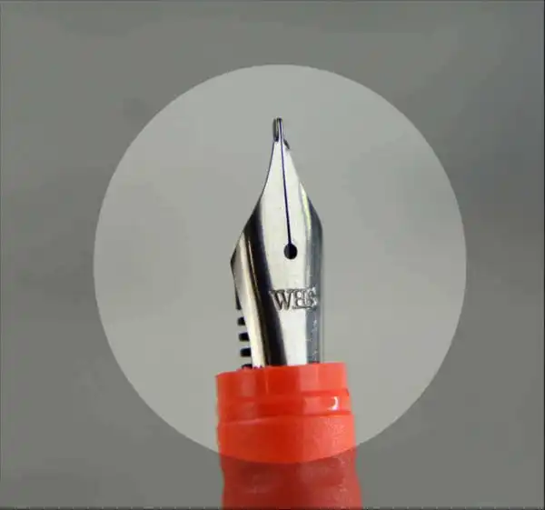 WH smith school cartridge fountain pen with English needle F nib - Image 6