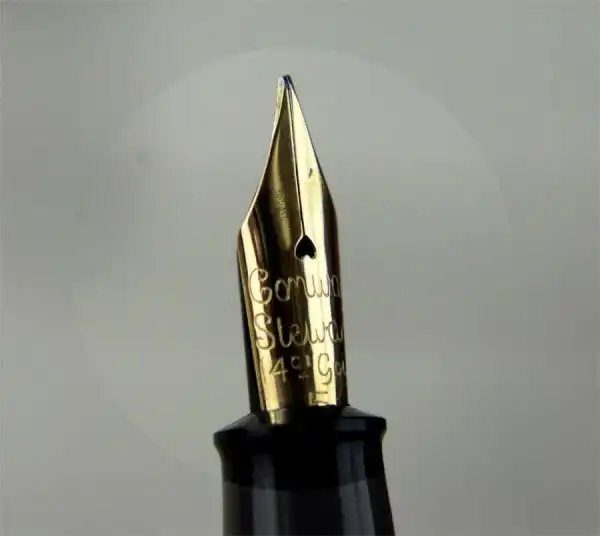 Vintage conway stewart 286 lever filler fountain pen - 14K gold flex nib - Image 9
