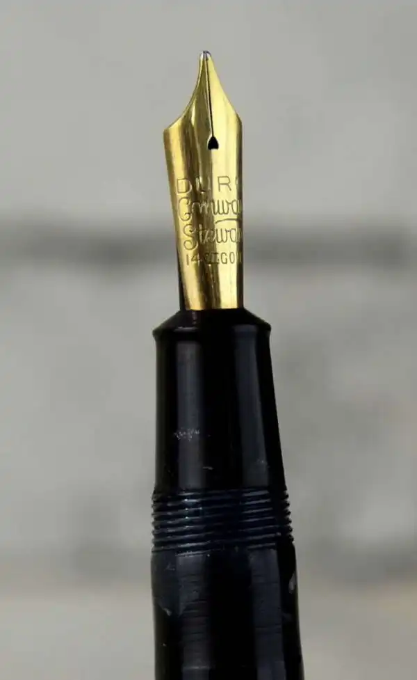 Vintage conway stewart Executive 60 lever filler fountain pen - 14K gold flex nib - Image 7