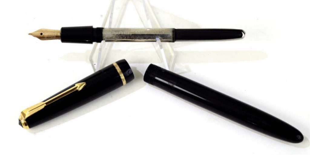 Parker slimfold black fountain pen with 14C solid gold fine nib