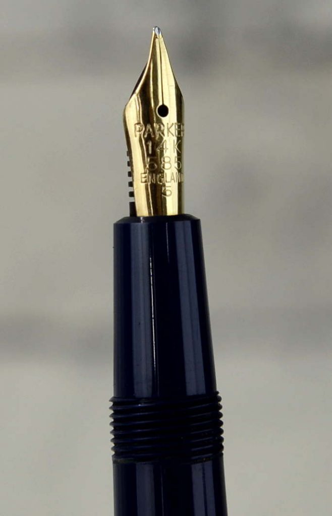 Parker slimfold navy fountain pen with 14C solid gold fine flex nib