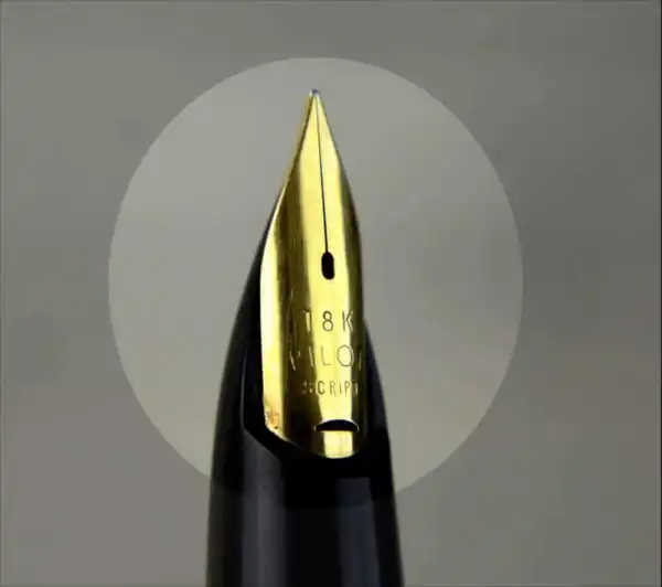 Vintage pilot Elite 95s full size fountain pen with 18K solid gold Fine Script nib - Image 7