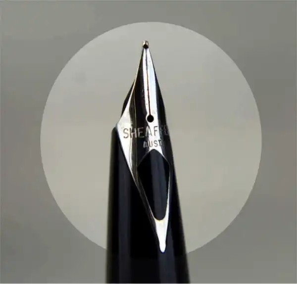 Vintage Sheaffer Imperial 444  fountain pen with Steel Inlaid M nib - Used - Image 7
