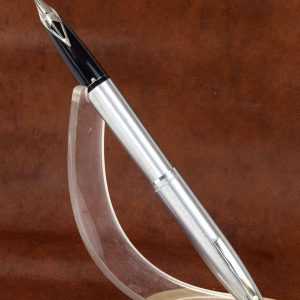 vintage-sheaffer-imperial-444-fountain-pen-inlaid-steel-M-nib-USA
