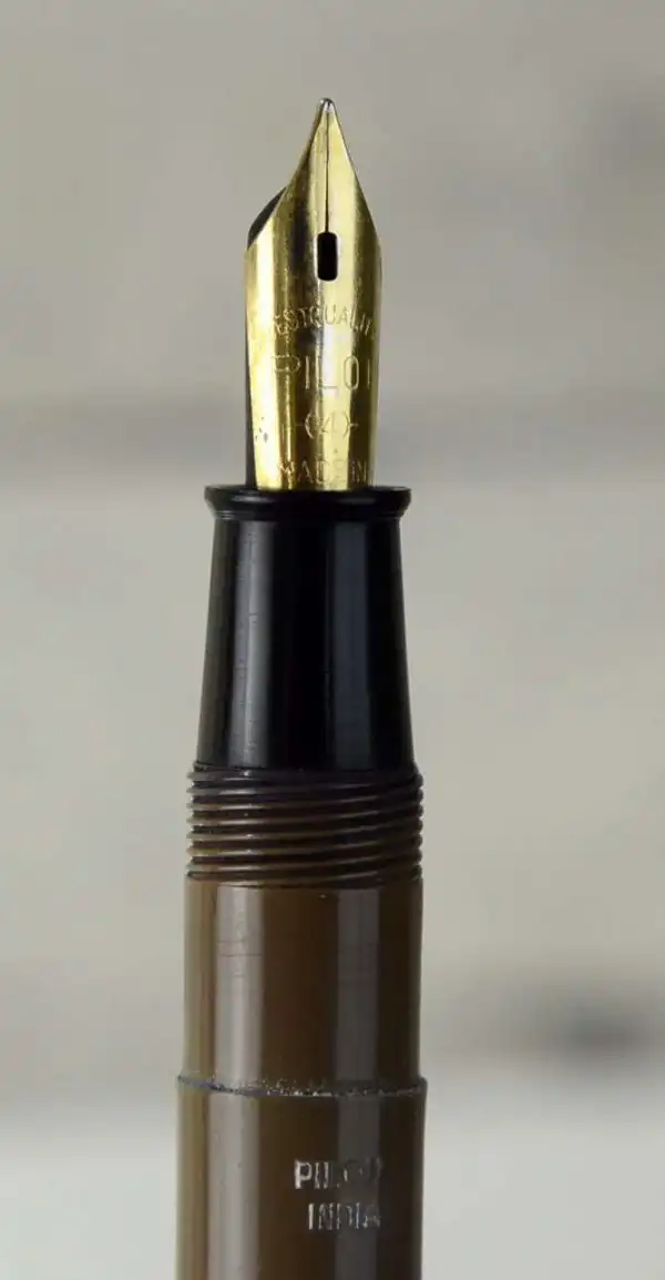 Pilot Vintage eyedropper premium fountain pen -  Type 4  F nib - Image 6