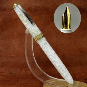 click falcon premium acrylic polar white fountain pen with Krishna Medium nib – Brand new