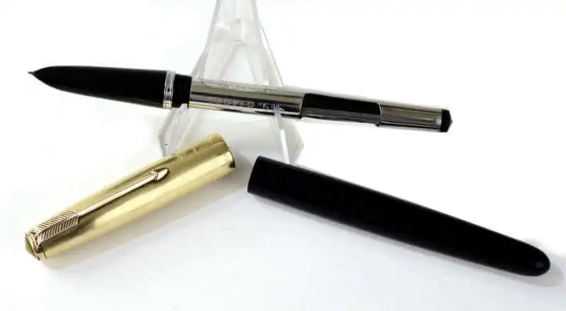 Vintage parker 51 aerometric fountain pen  with 14 Karat solid gold F nib - clean - Image 2