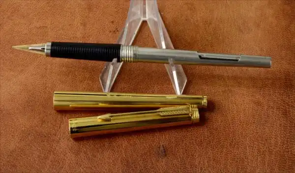 Vintage parker 180 fountain pen with gold filled barrel 14K F and M dual nib - NOS new - Image 2