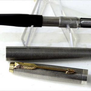 vintage-parker-75-sterling-silver-fountain-pen-14K-solid-gold-Broad-nib-USA
