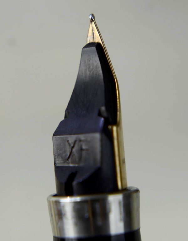 Buy parker 75 tiffany grid gold plated fountain pen 14K gold XF nib