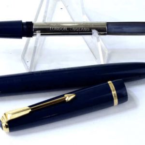 vintage-parker-slimfold-navy-fountain-pen-14Karat-solid-gold-M-nib