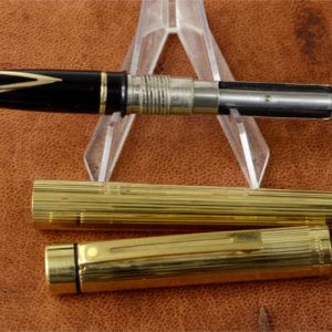 vintage-sheaffer-targa-1005-gold-filled-fountain-pen-14K-solid-gold-Broad-nib-australia