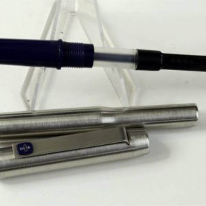 vintage-parker-21-brushed-chrome-fountain-pen-steel-Medium-nib-England