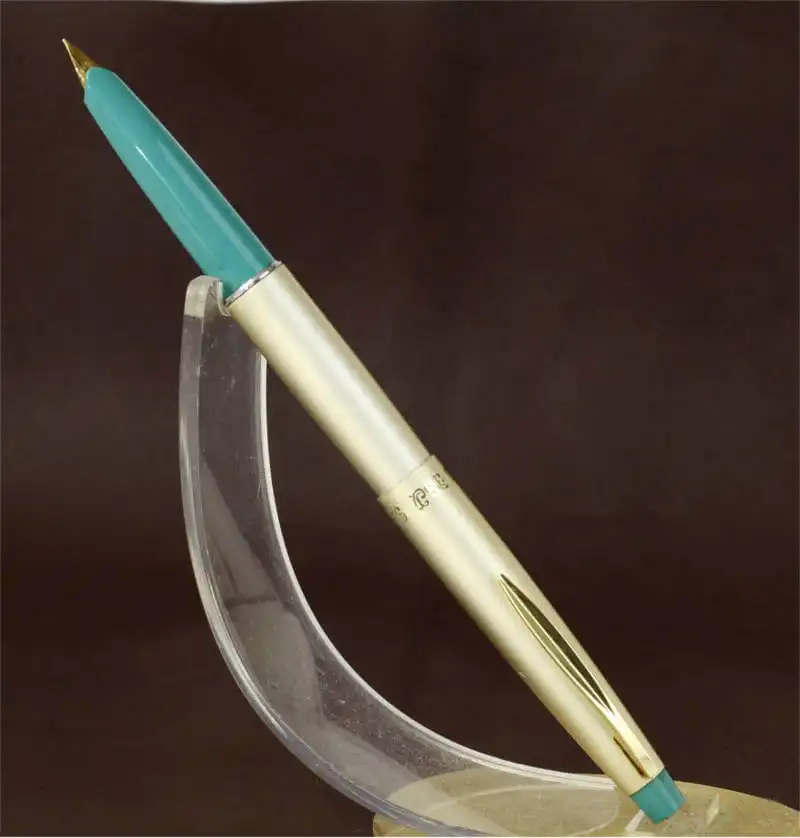vintage-pilot-super-fountain-