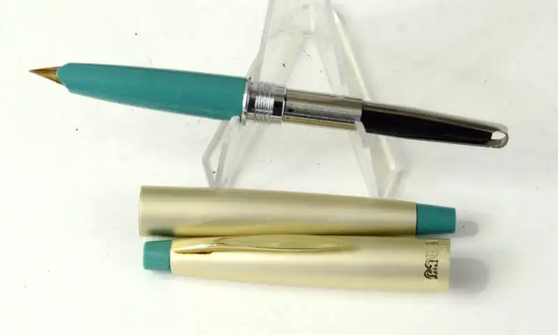 Buy vintage pilot namiki fountain pen with 14K solid gold F nib - mint