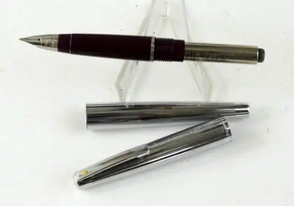 Vintage sheaffer lady bright chrome barrel fountain pen with conical M nib - Clean - Image 2