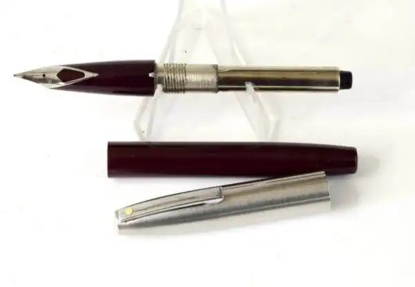 Vintage Sheaffer imperial 440 burgundy fountain pen - inlaid F nib  - clean - Image 2