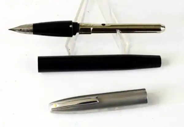 Vintage Sheaffer Imperial touchdown II black fountain pen with triumph F nib - Clean - Image 2
