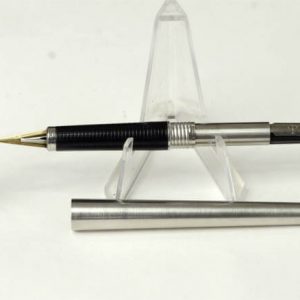 vintage-parker-180-chrome-barrel-fountain-pen-14K-gold-XtraFineandMedium-nib-USA