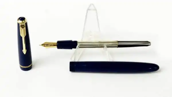 Vintage parker duofold Junior navy fountain pen  14 Karat gold F nib - Used - Image 2