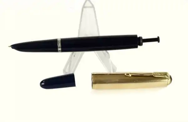 Vintage parker 51 vacumatic fountain pen  with 14 Karat solid gold F nib - clean - Image 2