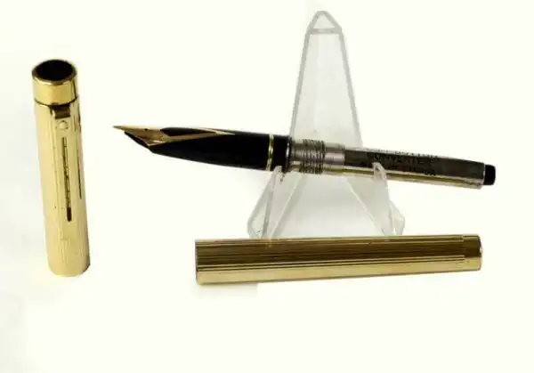 Vintage sheaffer targa 1005 fountain pen  with 14K solid gold fine nib - used - Image 2