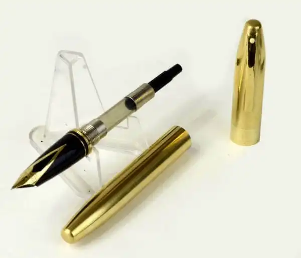Sheaffer Legacy Heritage fountain pen  with 18K solid gold M nib - Mint - Image 2
