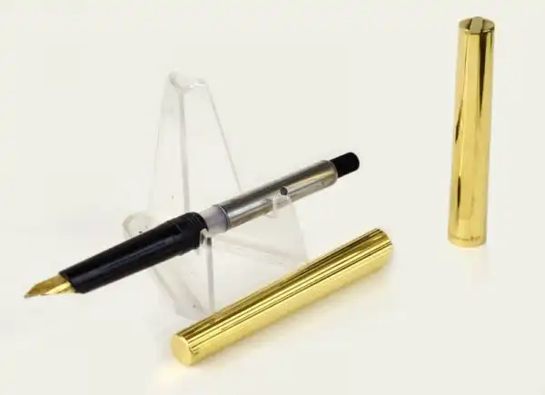 ST Dupont 925 gold filled fountain pen 18K 750 solid gold M nib - mint - Image 2