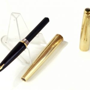 vintage-parker-61-insignia-fountain-pen-14K-solid-gold-Medium-nib-USA