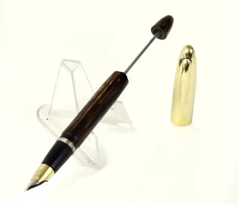 Vintage Sheaffer crest 1500 vac filler fountain pen with 14K solid gold M nib  - Clean - Image 2