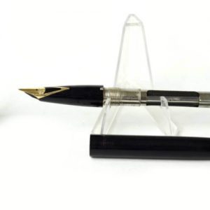 vintage-sheaffer-imperial-440XG-fountain-pen-14K-solid-gold-Medium-nib-USA