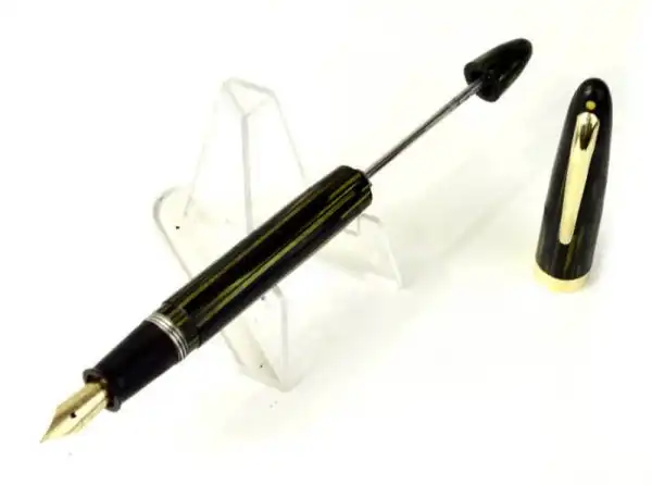 Vintage Sheaffer lifetime vac filler fountain pen with 14K solid gold M nib  - Clean - Image 2