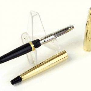 vintage-parker-45-insignia-gold-plated-fountain-pen-with-10K-solid-gold-Fine-nib-France