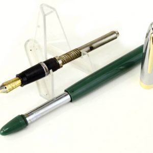 vintage-sheaffer-snorkel-sovereign-green-barrel-fountain-pen-14K-twotone-gold-Fine-nib-USa