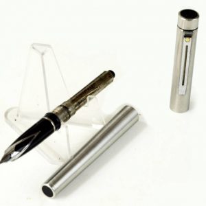 vintage-sheaffer-targa-1001-brushed-barrel-fountain-pen-inlaid-steel-Broad-nib-Australia