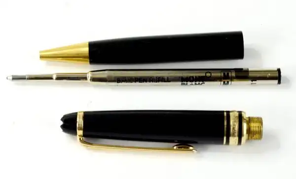 Montblanc Meisterstück classique Gold trim ballpoint pen - clean - Image 2