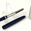 Vintage parker 21 navy blue fountain pen with steel medium nib - USA - Image 2