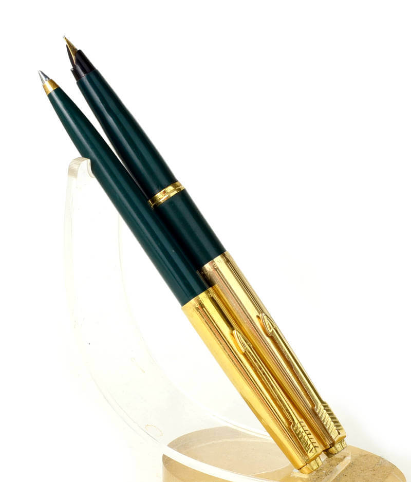Parker 45 Blue & Gold Fountain Pen Flat Top Medium Pt  In Box Made In Uk * 
