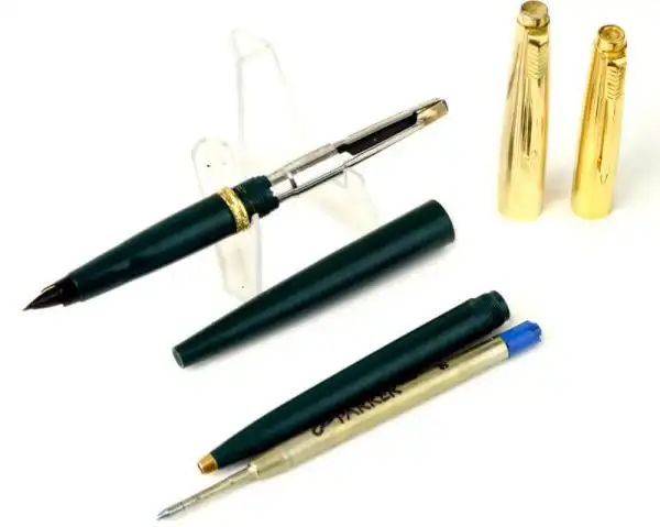 Parker 45 set of fountain pen and ballpoint pen with  14Karat solid gold M nib - Clean - Image 2