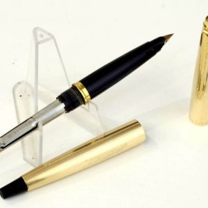 vintage-parker-45-insignia-gold-filled-barrel-fountain-pen-14K-solid-gold-Medium-nib-USA