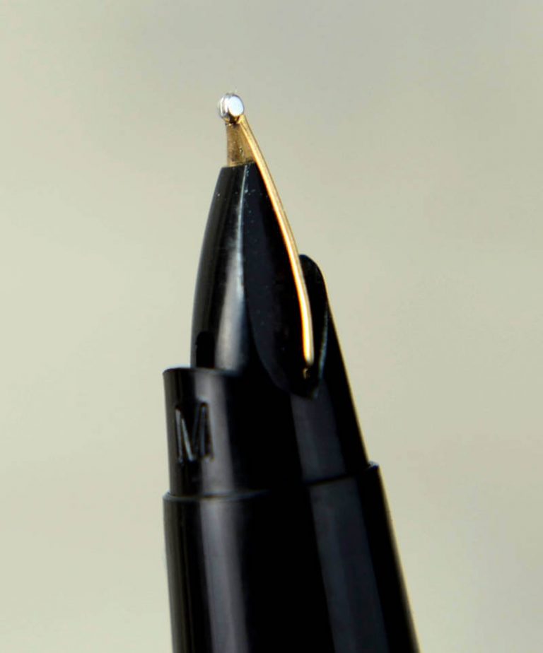 Parker 45 insignia gold filled barrel fountain pen with 14K gold medium nib