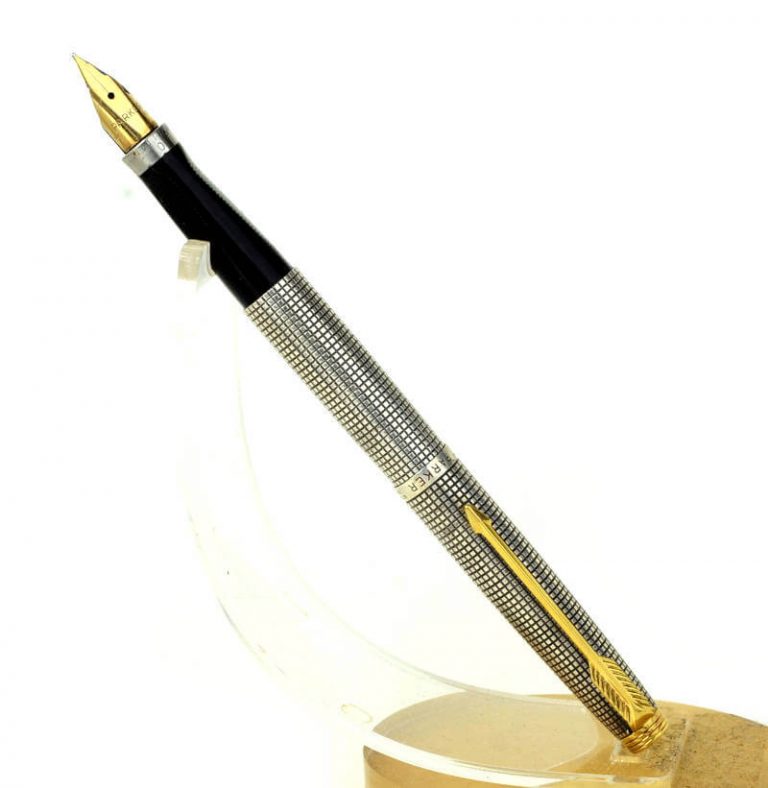 Vintage parker 75 sterling silver fountain pen with 14K gold M nib