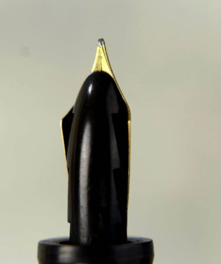 Buy parker duofold junior button filler fountain pen 14K gold M nib online