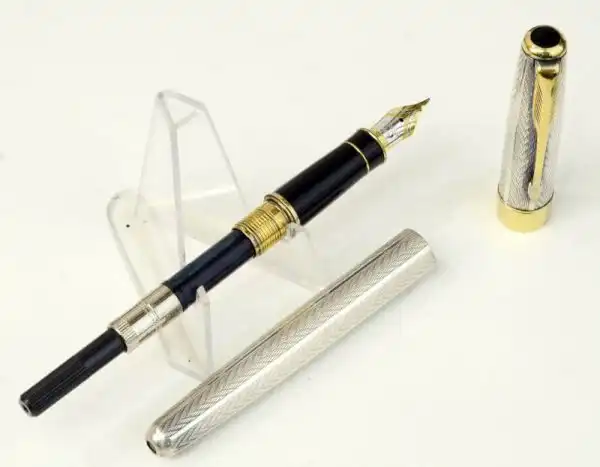 parker sonnet fougere sterling silver fountain pen with 18K solid gold M nib - Clean - Image 2